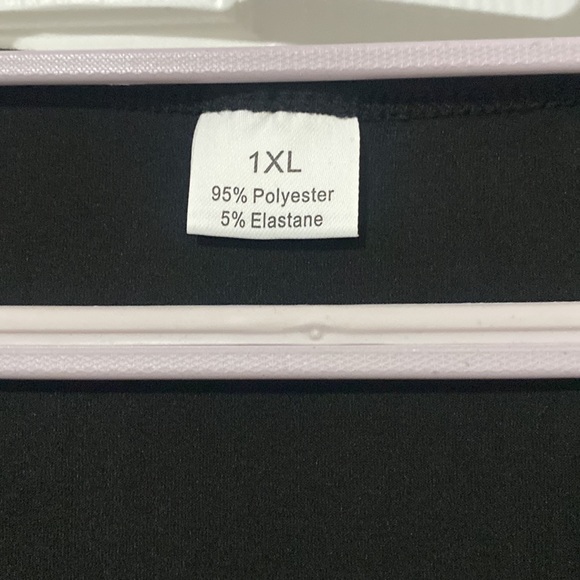 Plus Size Halloween Pumpkin and Bats Coffee Cup Graphic V Neck Tee - Picture 6 of 8